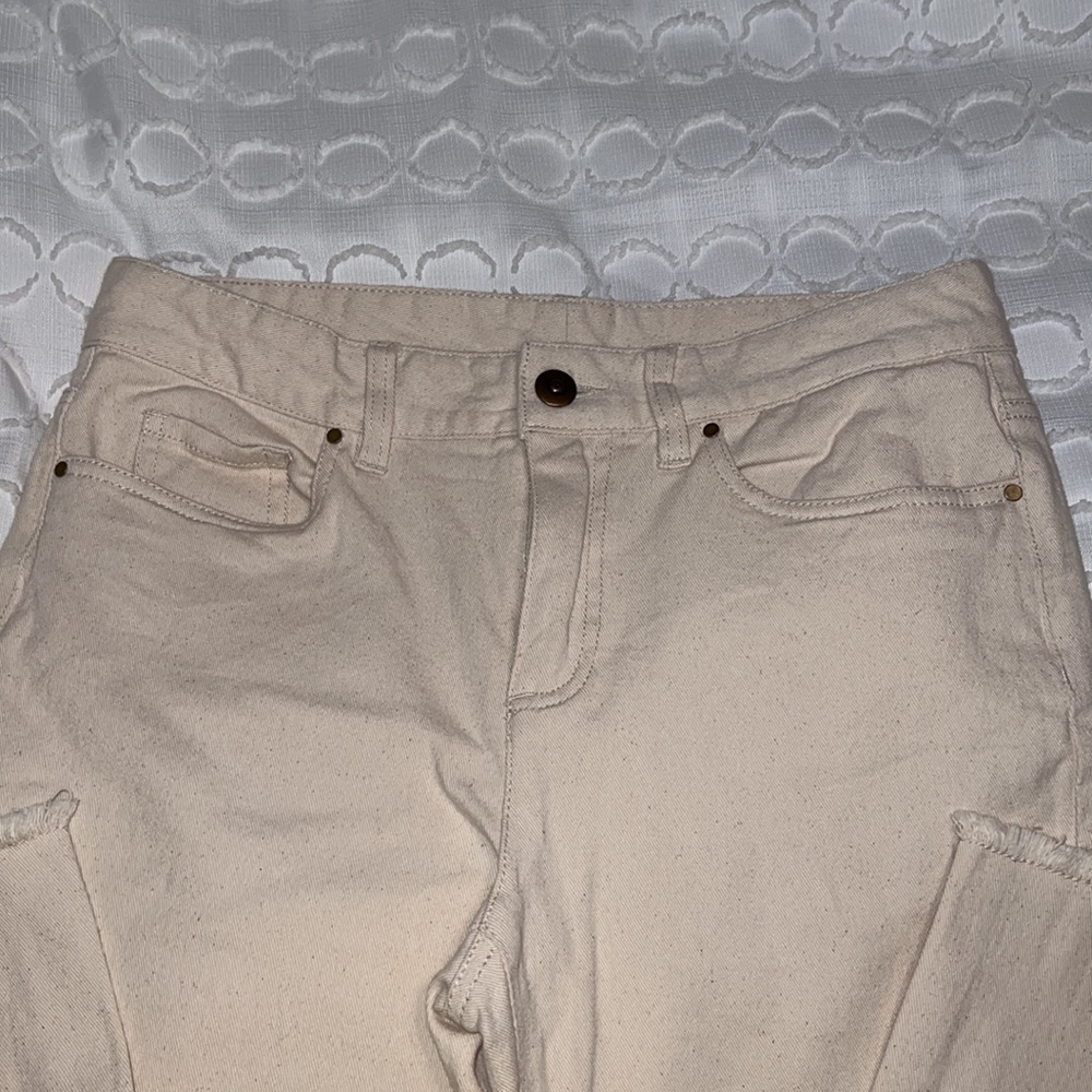 Cream Jeans - Picture 2 of 6